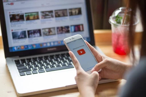 cuantos videos hay en youtube y cuales son los mas populares